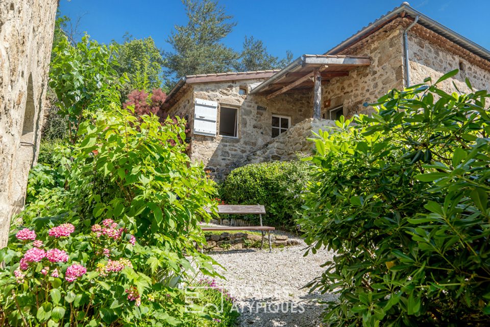 Moulures en Drôme Ardèche