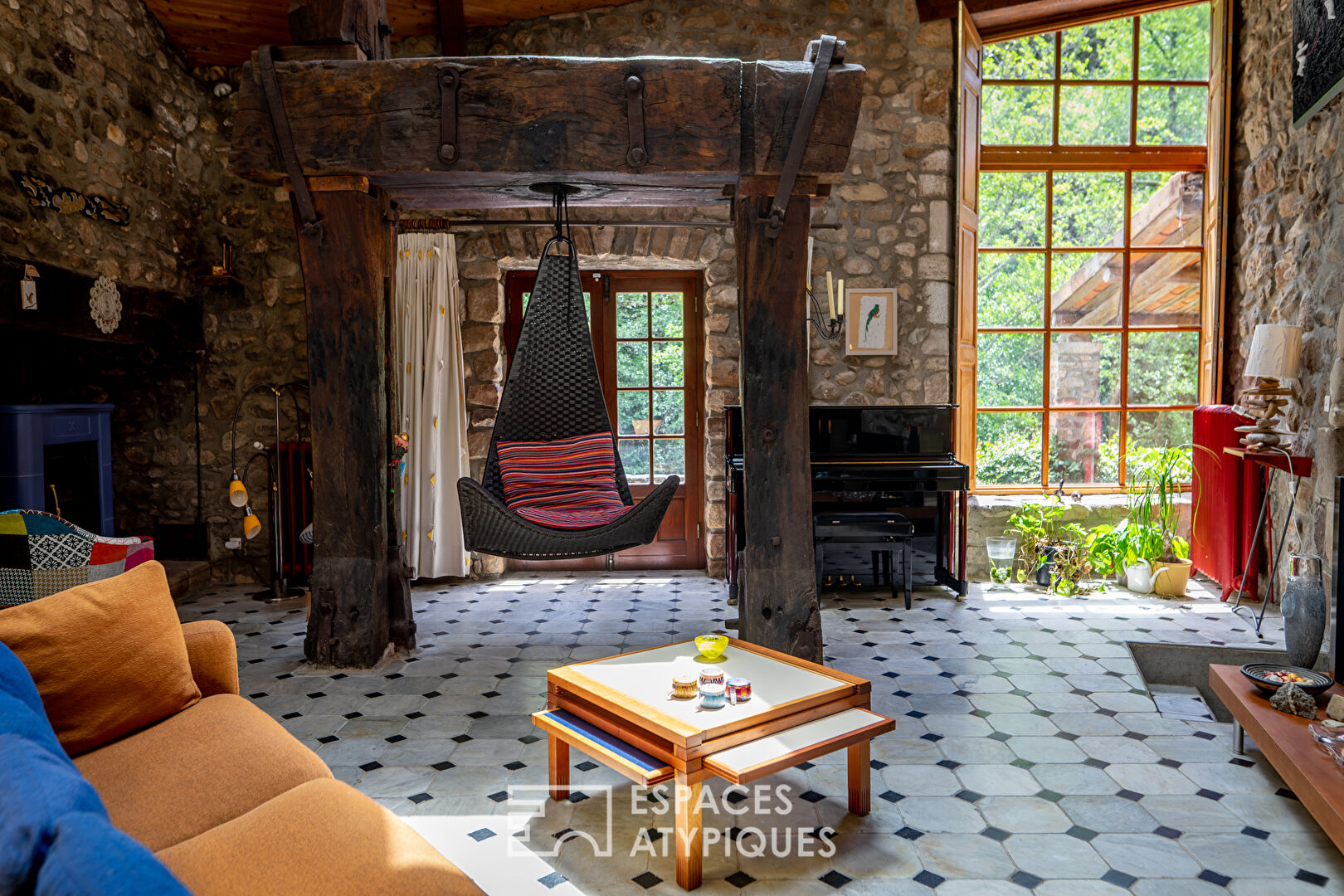 Ancien moulin de caractère  du XVIIIème siècle et ses gîtes