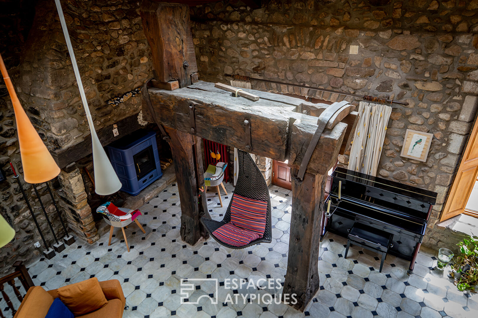 Ancien moulin de caractère  du XVIIIème siècle et ses gîtes