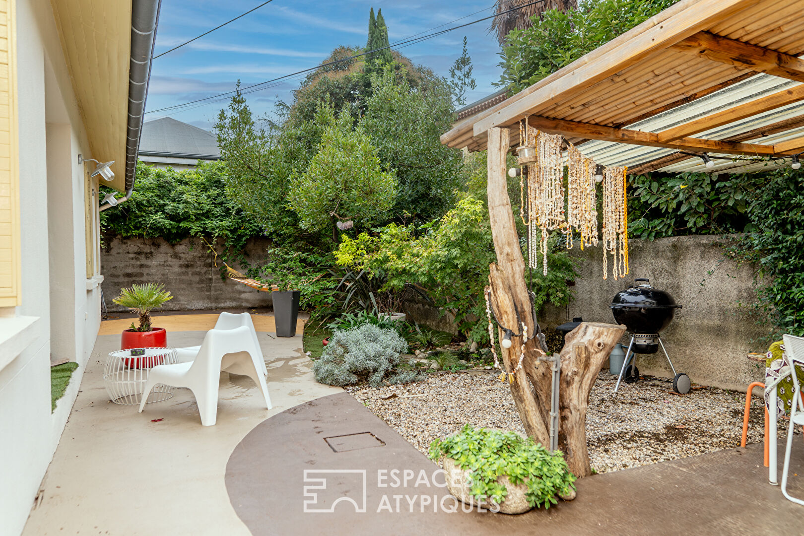 Maison avec jardinet et garage en centre ville de Valence