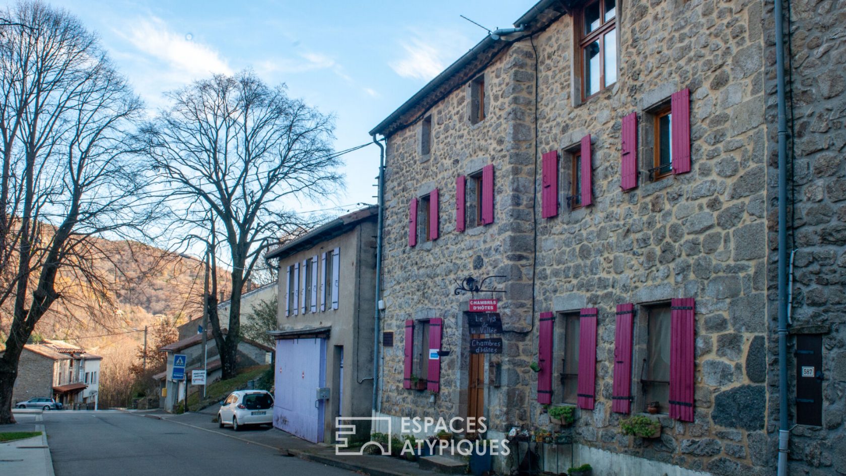 Charmante maison de village rénovée en pierre