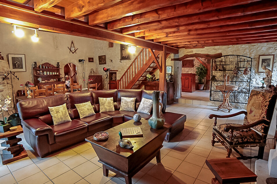 Exceptional property at the foot of the Vercors: Authentic charm and serenity