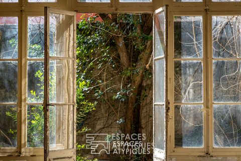 Manor house to renovate in Drôme Provençale