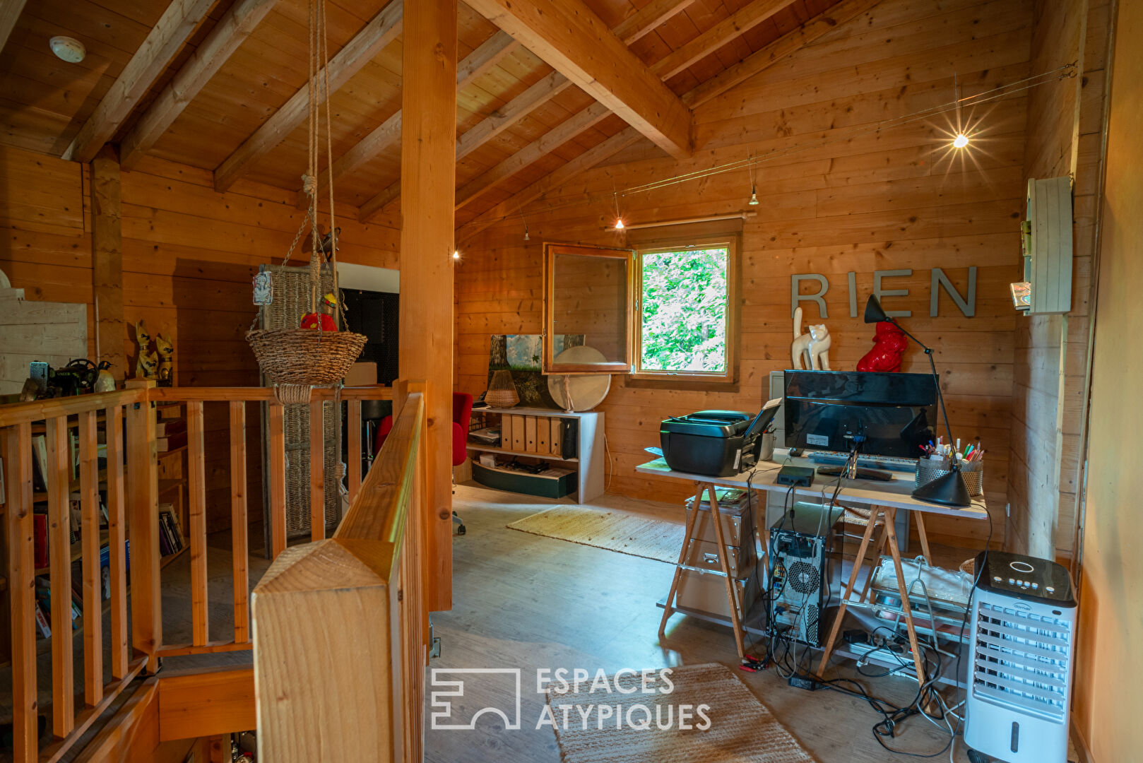 Charming wooden house in the middle of a beautiful pleasure garden in Vals les Bains