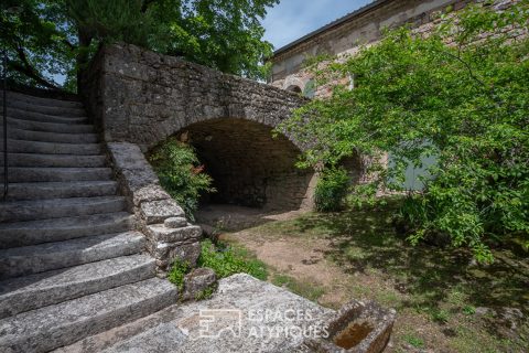 Splendid manor house in the heart of the Monts de l’Ardèche nature park