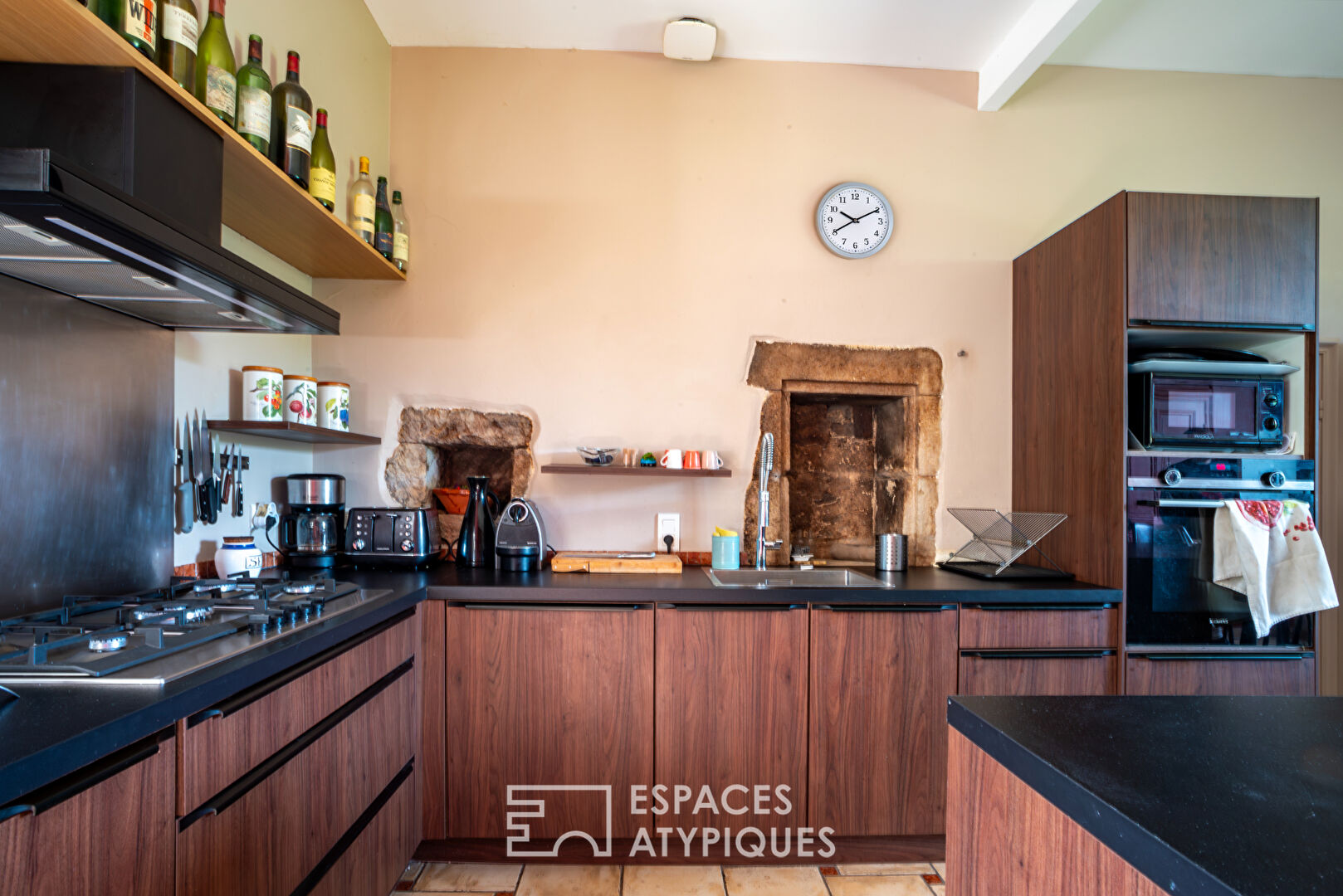 Splendid manor house in the heart of the Monts de l’Ardèche nature park