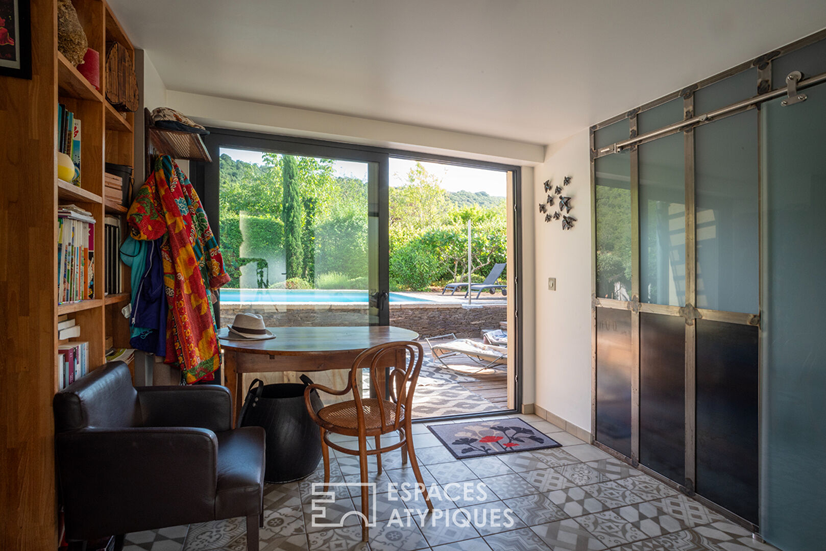 Beautiful, secret contemporary property at the crossroads of the Cévennes and southern Ardèche