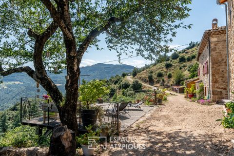 Renovated hamlet with panoramic views over the Eyrieux Valley