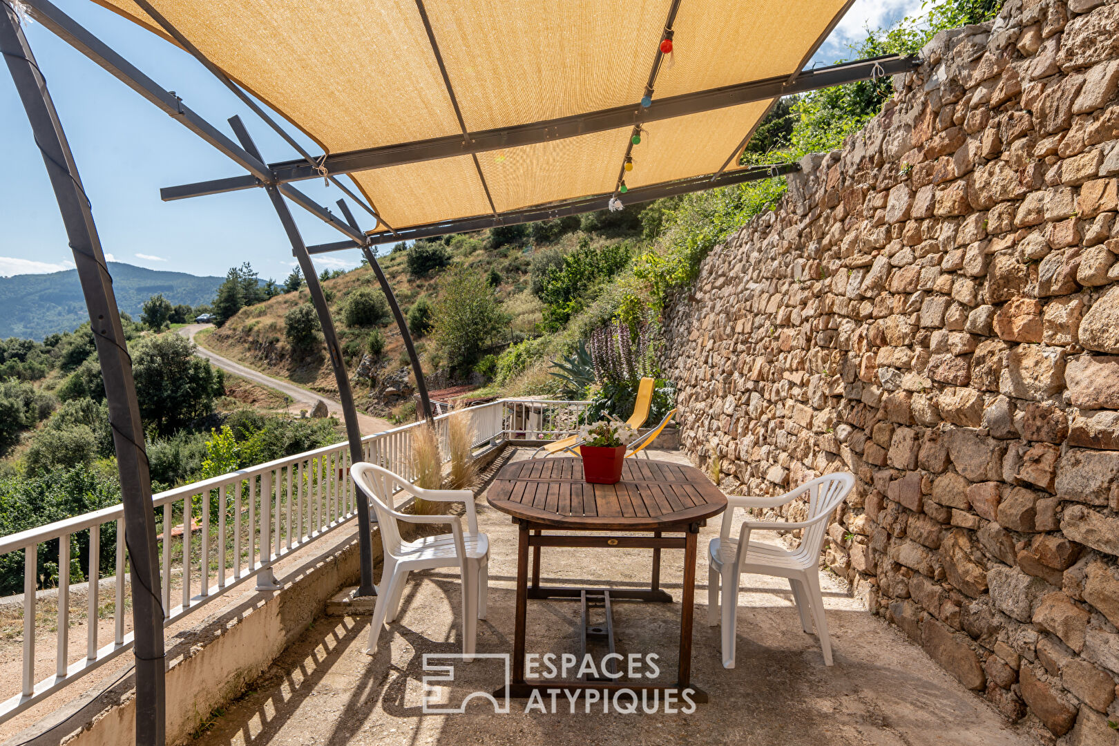 Renovated hamlet with panoramic views over the Eyrieux Valley