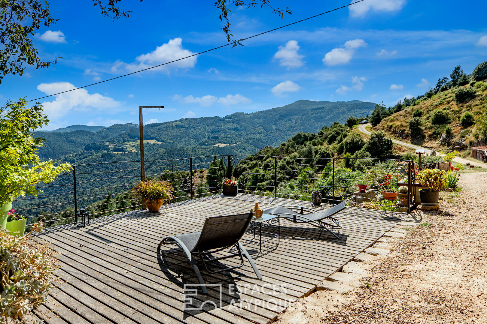 Renovated hamlet with panoramic views over the Eyrieux Valley