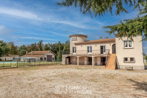 Belle maison sur plus de 8500 m² de terrain, à deux pas de Valence TGV