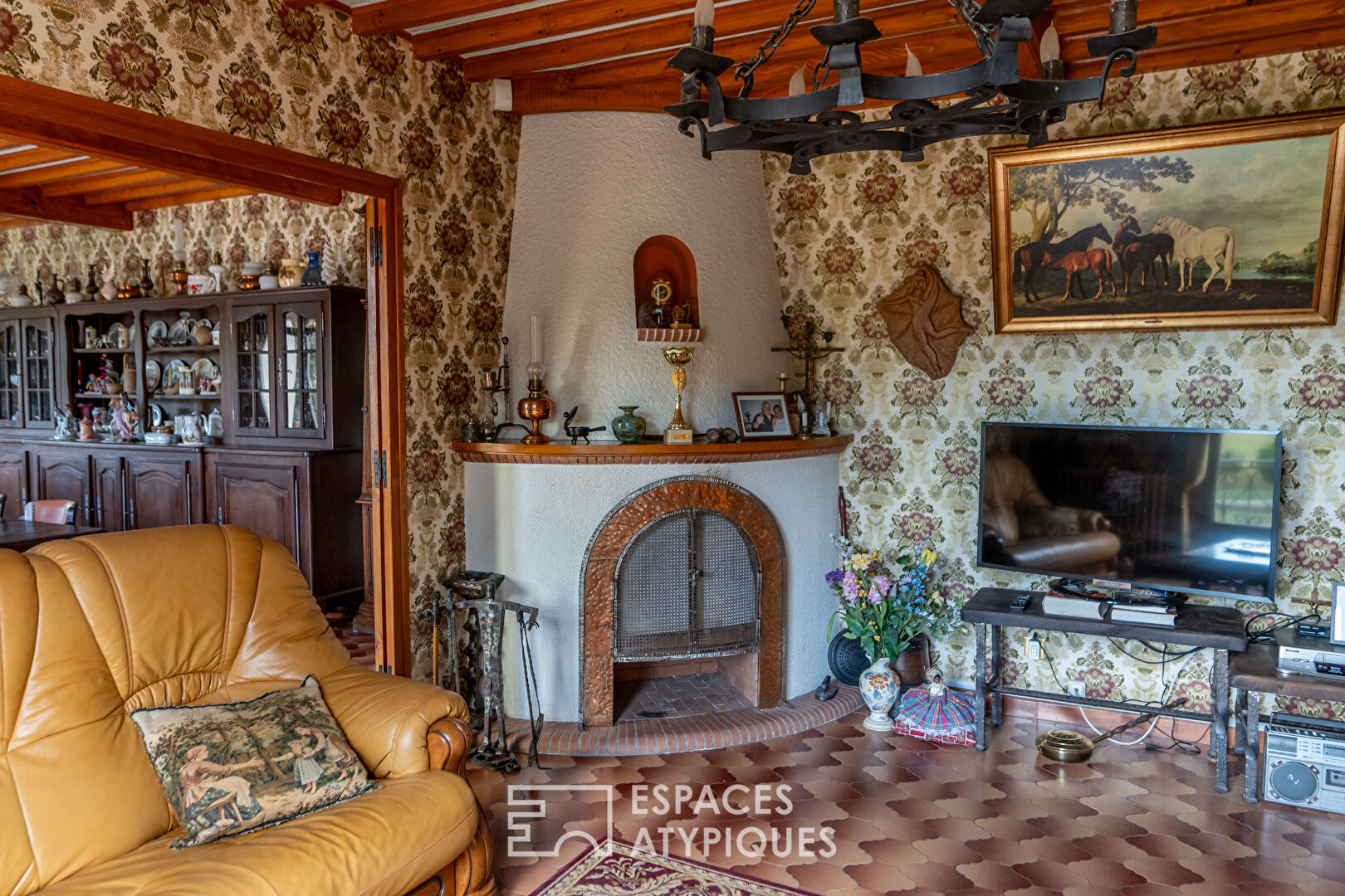 Belle maison sur plus de 8500 m² de terrain, à deux pas de Valence TGV