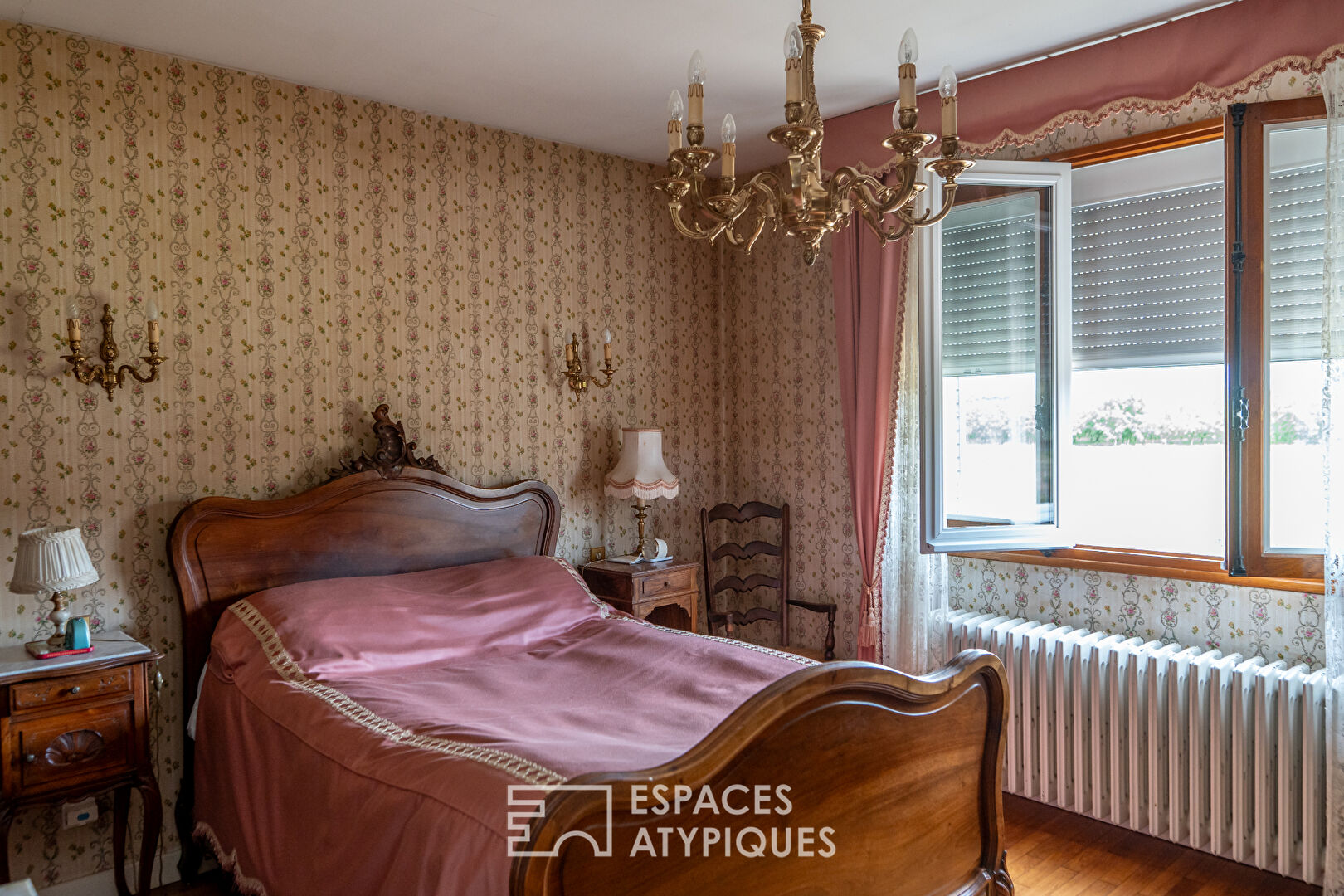 Belle maison sur plus de 8500 m² de terrain, à deux pas de Valence TGV