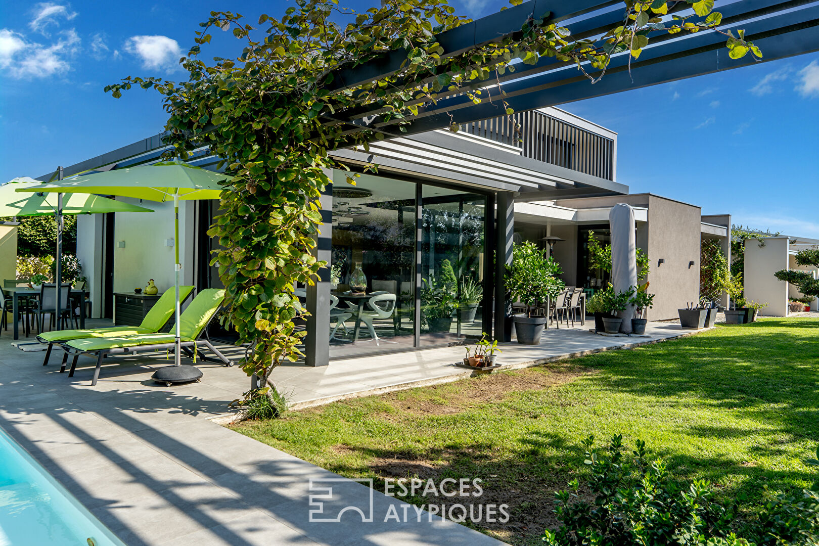 Villa Contemporaine de haut standing proche de Valence
