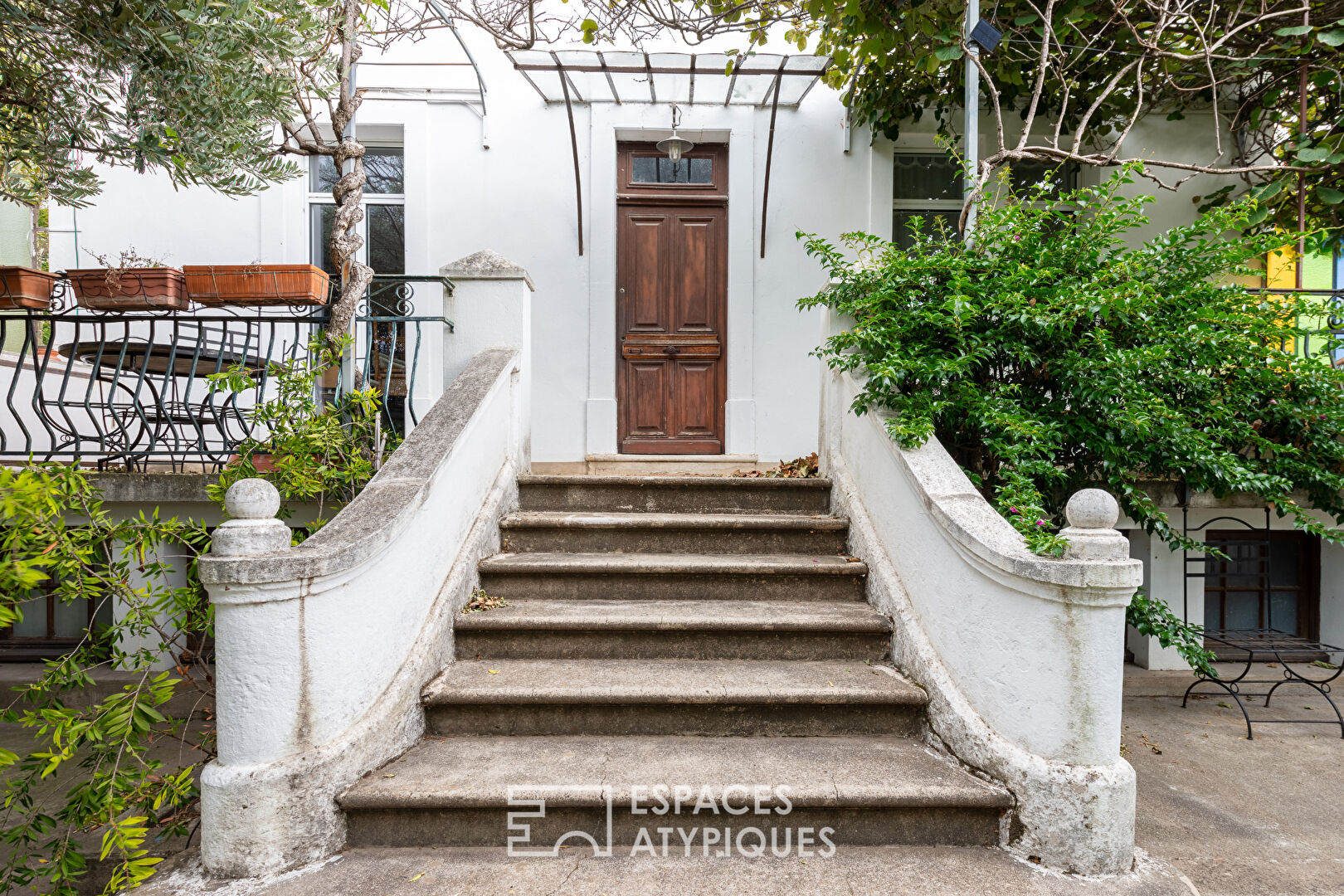 Charming Art Deco house with landscaped garden in Montélimar