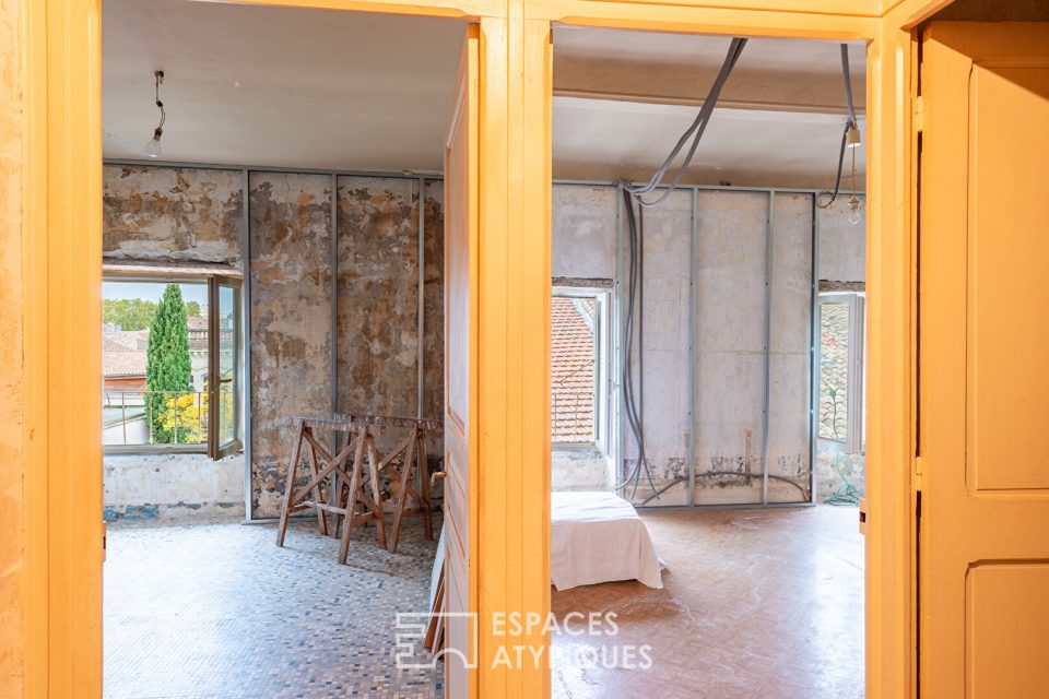 4 appartements et  local commercial dans immeuble de caractère