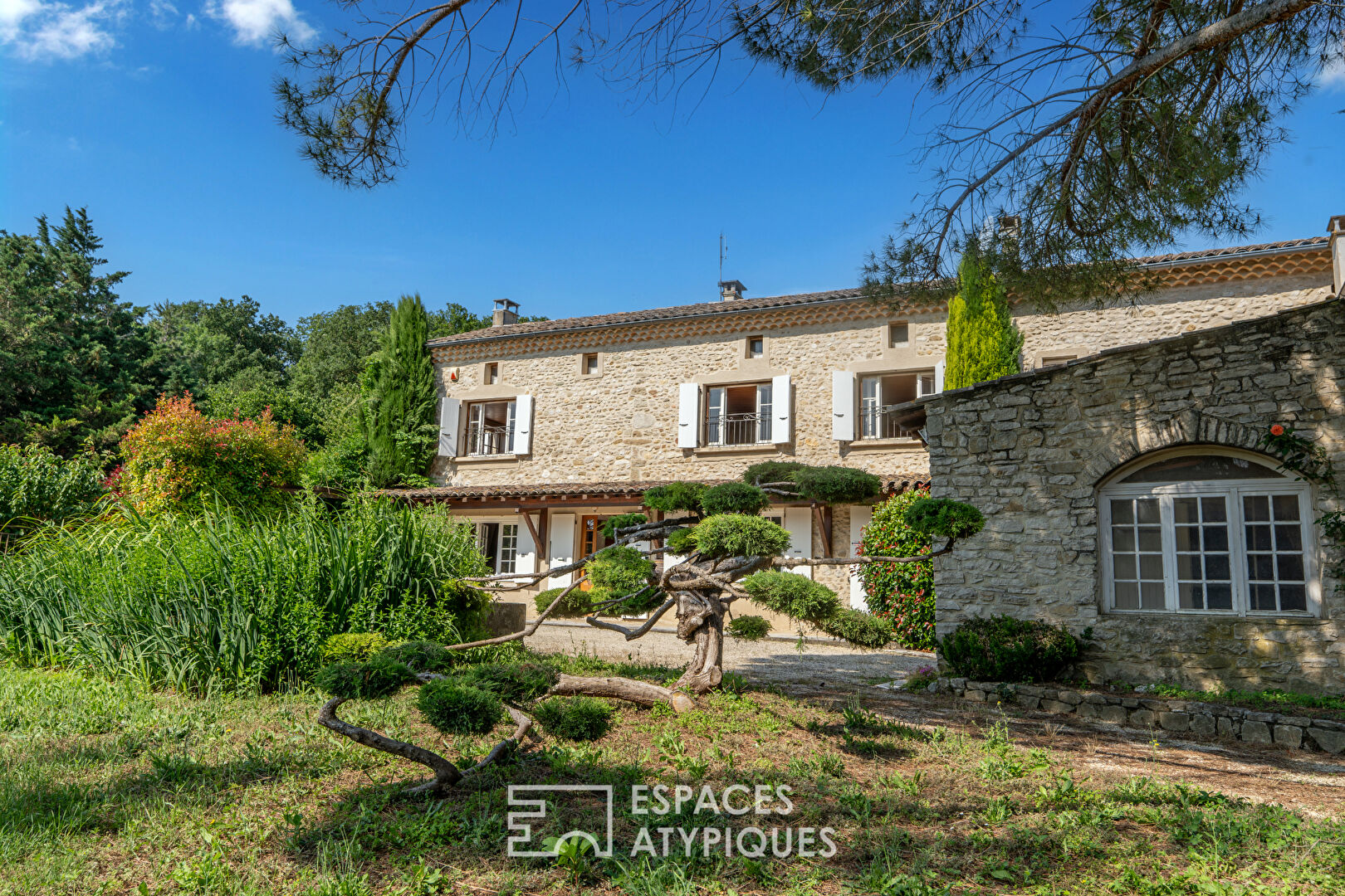 Authentic stone house with swimming pool – Vallée de la Drôme