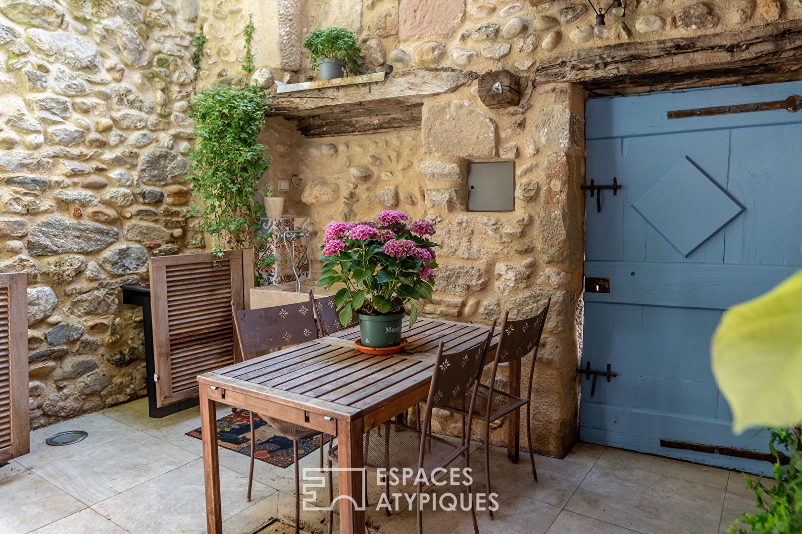 Maison de village rénovée avec terrasses:  un havre de charme à Saint-Péray
