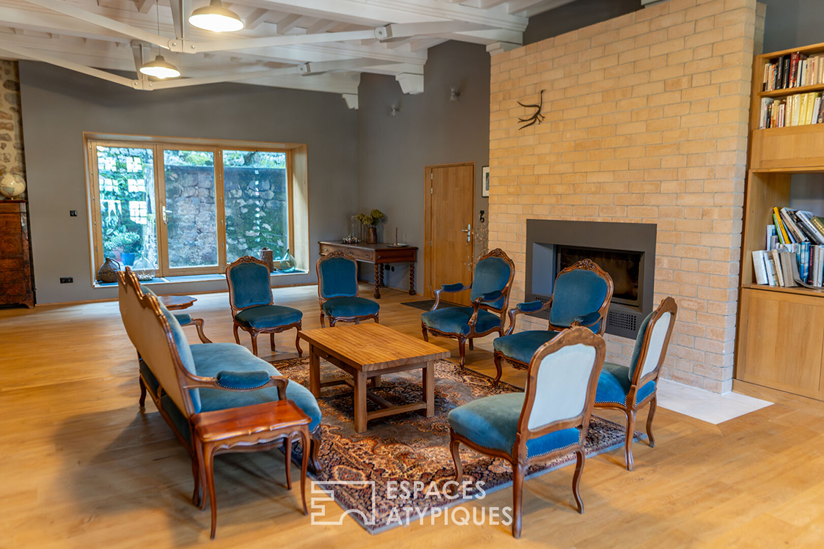 Splendide demeure du XIVe siècle au coeur de la vallée de l’Eyrieux en Ardèche