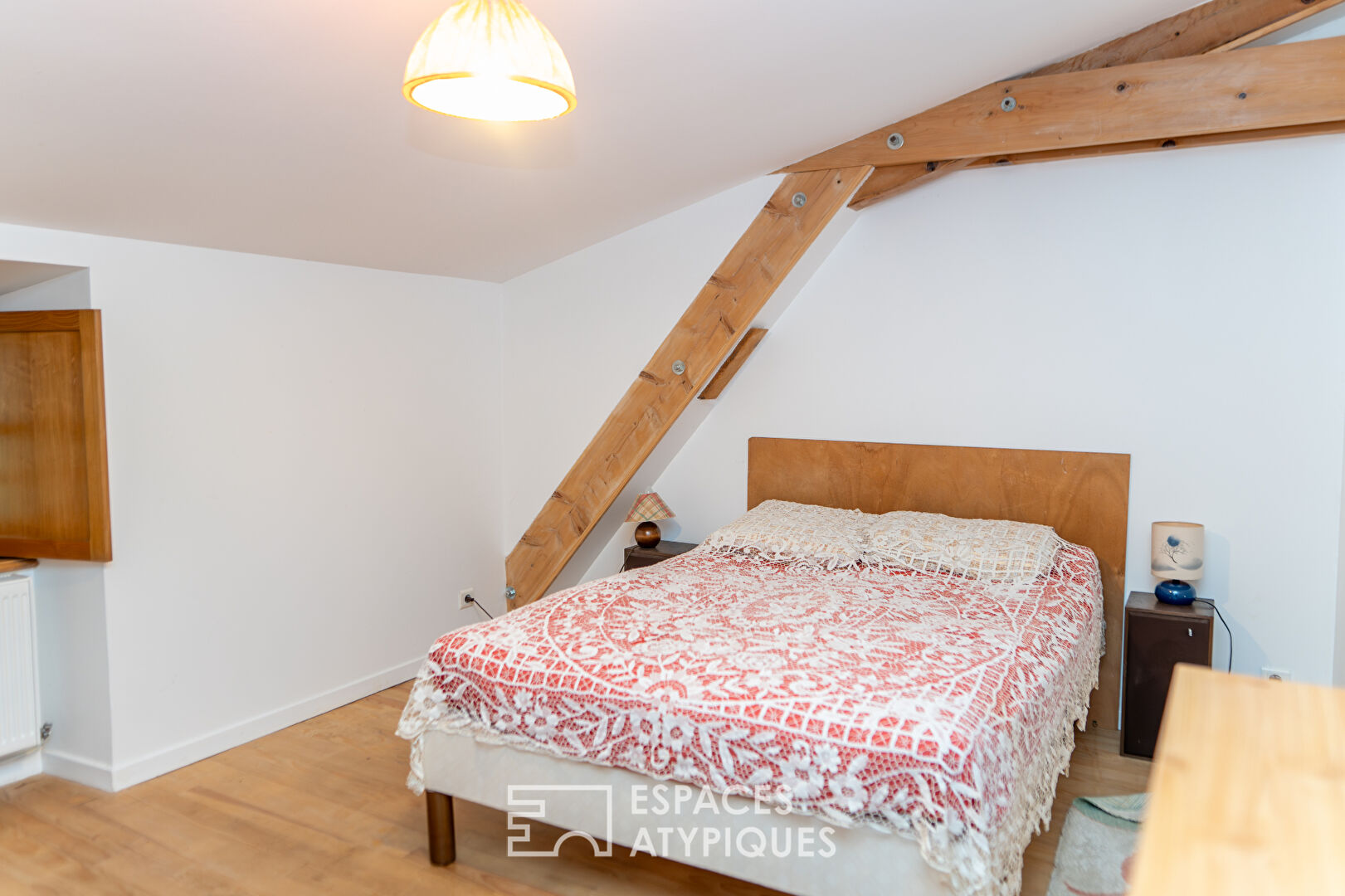 Splendide demeure du XIVe siècle au coeur de la vallée de l’Eyrieux en Ardèche