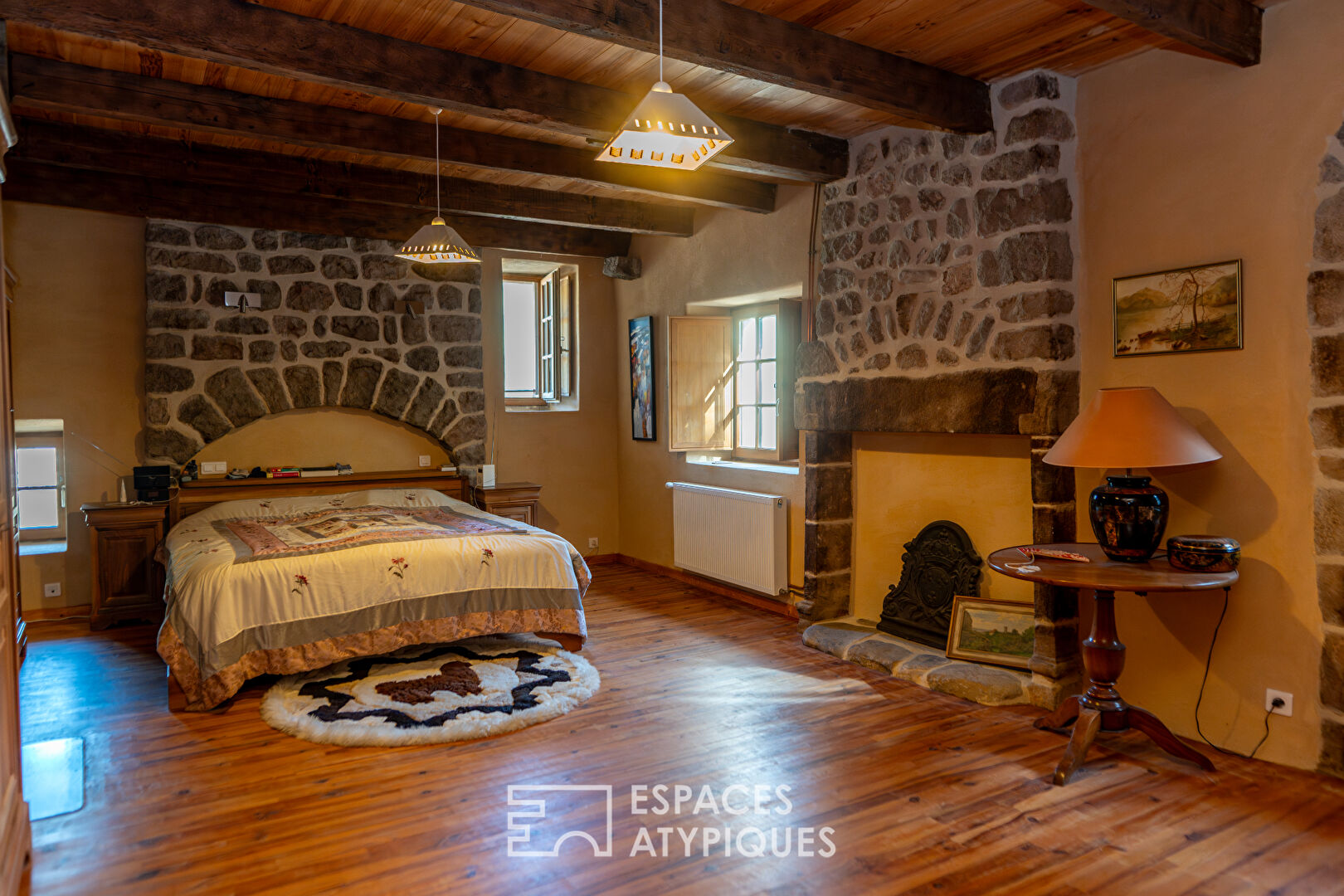 Splendide demeure du XIVe siècle au coeur de la vallée de l’Eyrieux en Ardèche