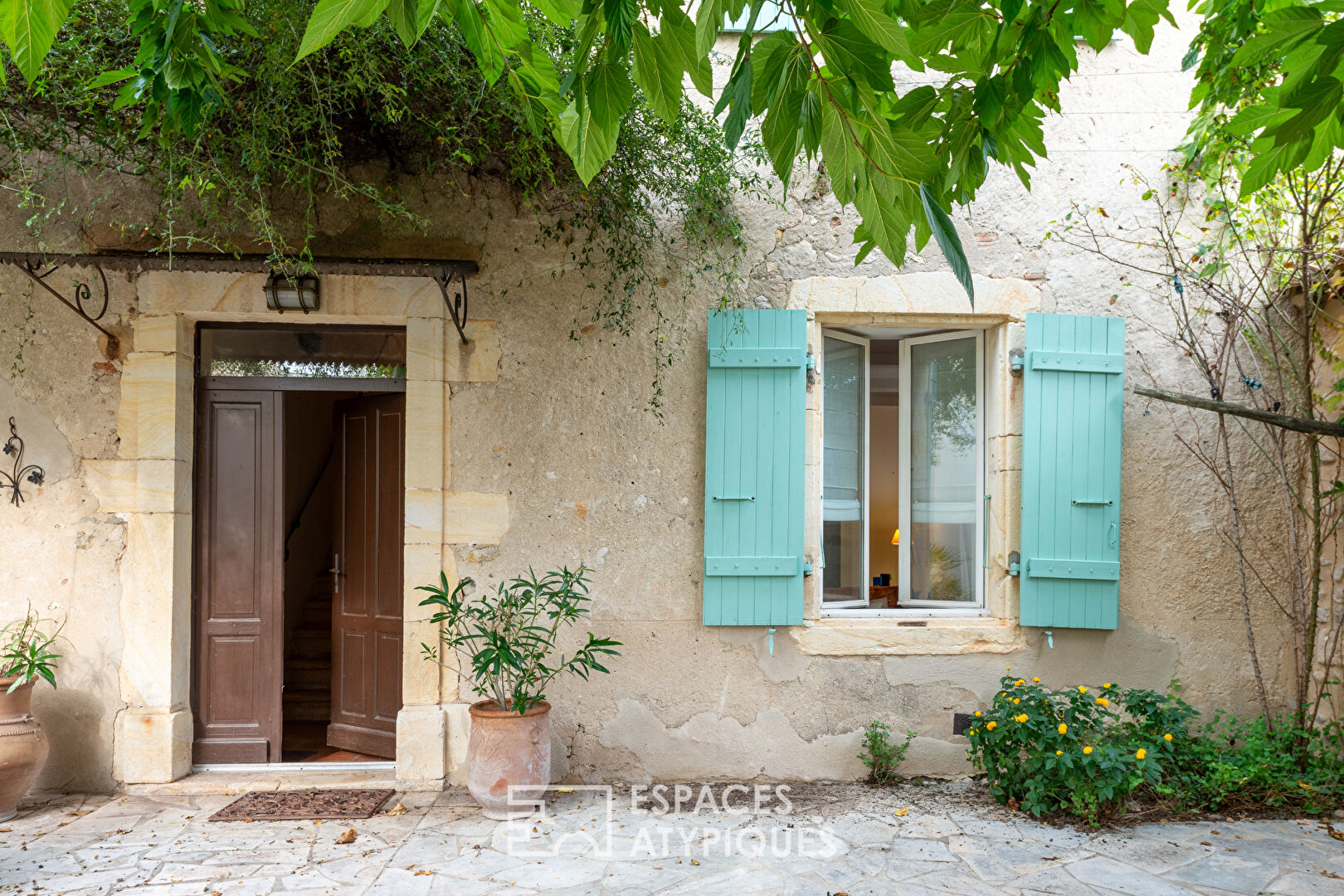 Charming renovated 19th-century country house in Provence