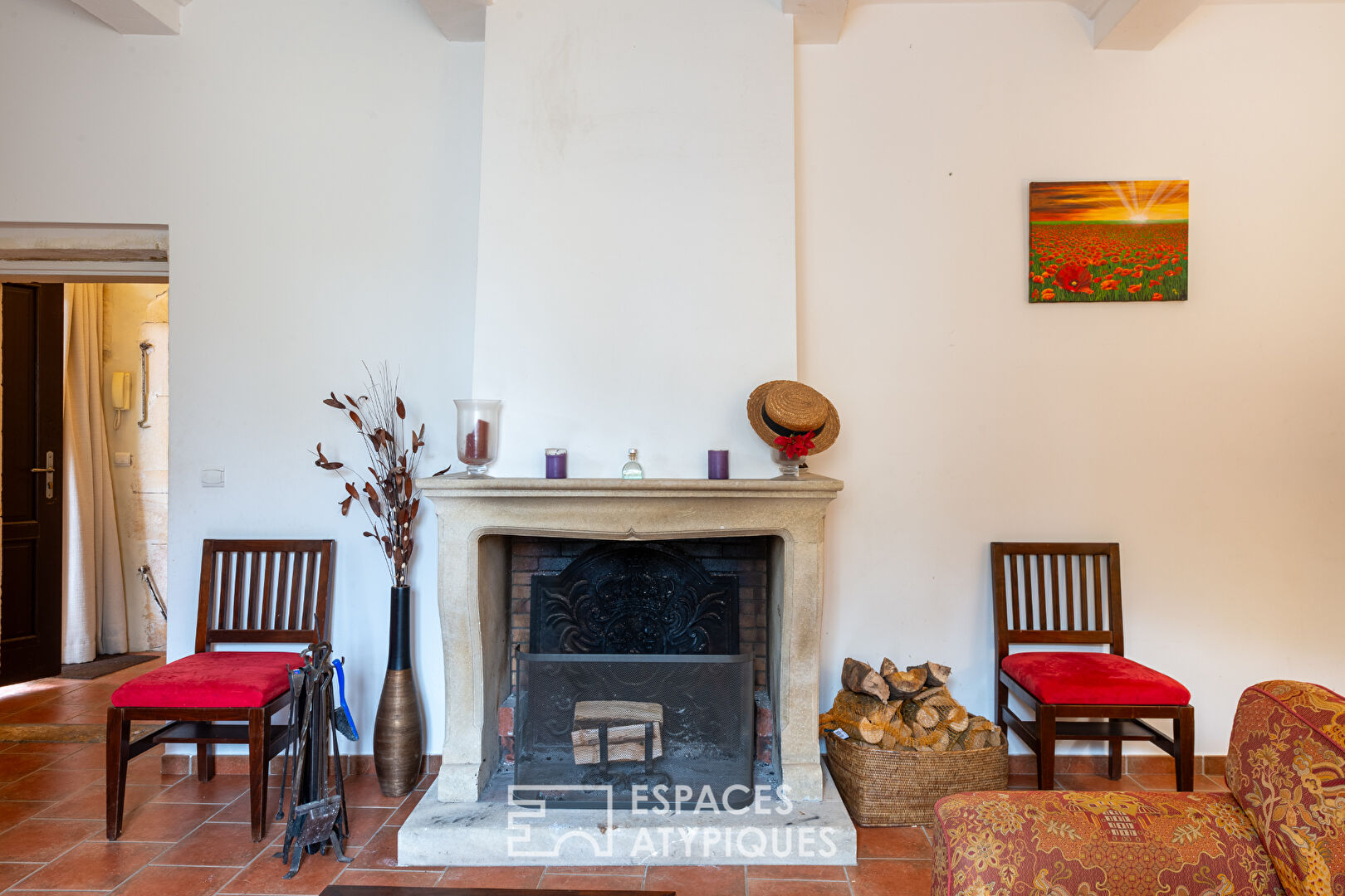 Charming renovated 19th-century country house in Provence
