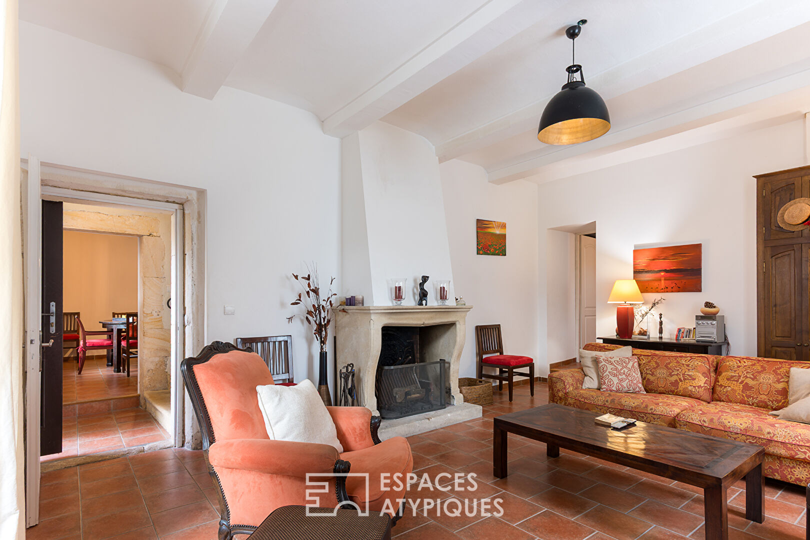 Maison familiale charme et volumes en Drome Provencale