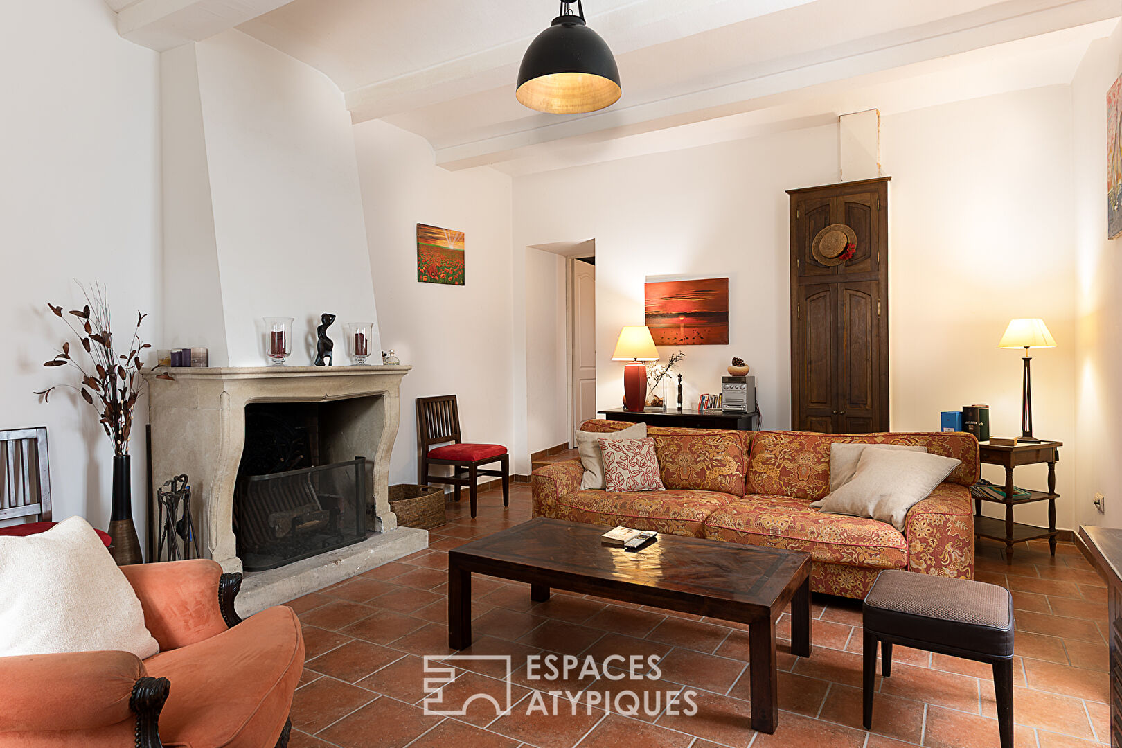 Maison familiale charme et volumes en Drome Provencale