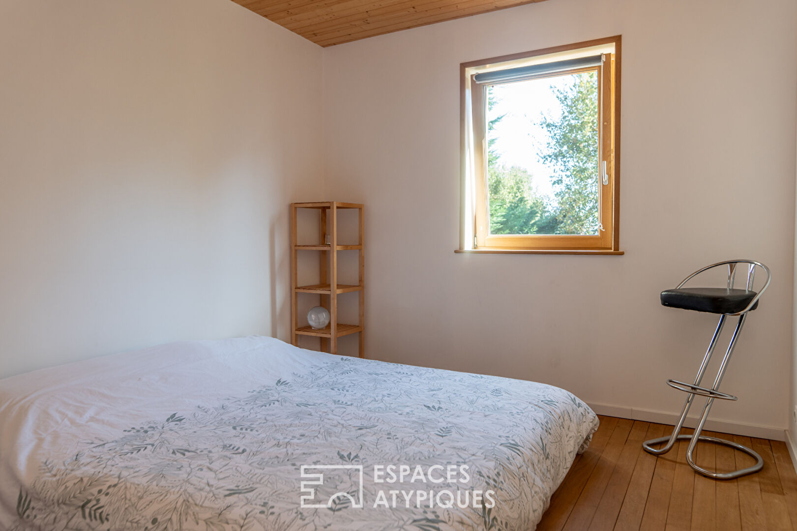 Bioclimatic house in a preserved natural environment in Ardèche