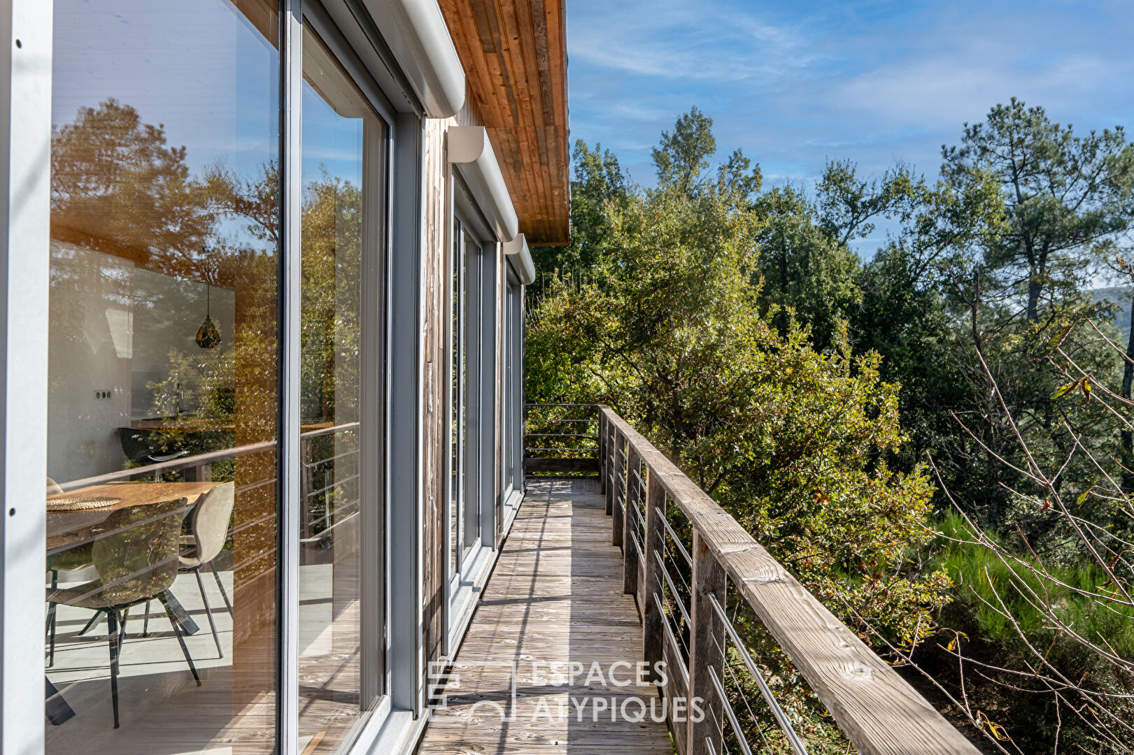 Bioclimatic house in a preserved natural environment in Ardèche