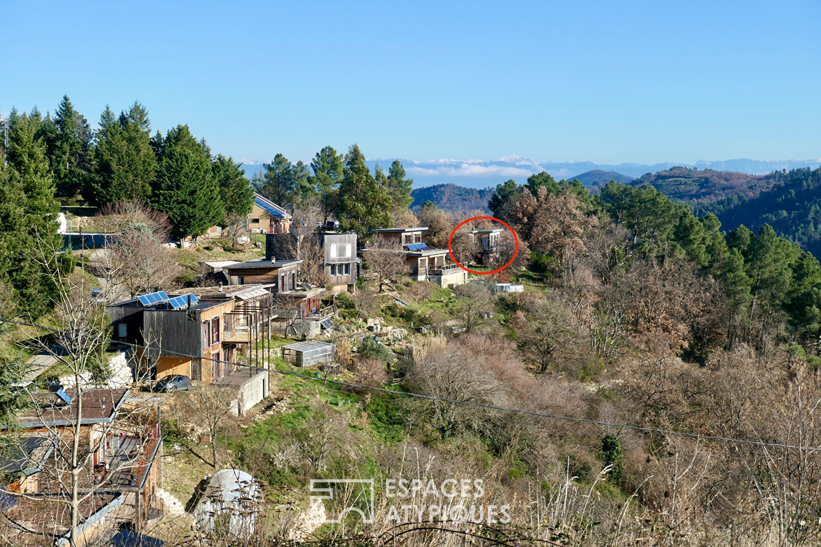 Bioclimatic house in a preserved natural environment in Ardèche