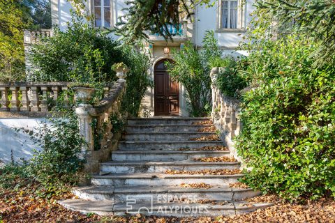 Bourgeois house to renovate in Provence