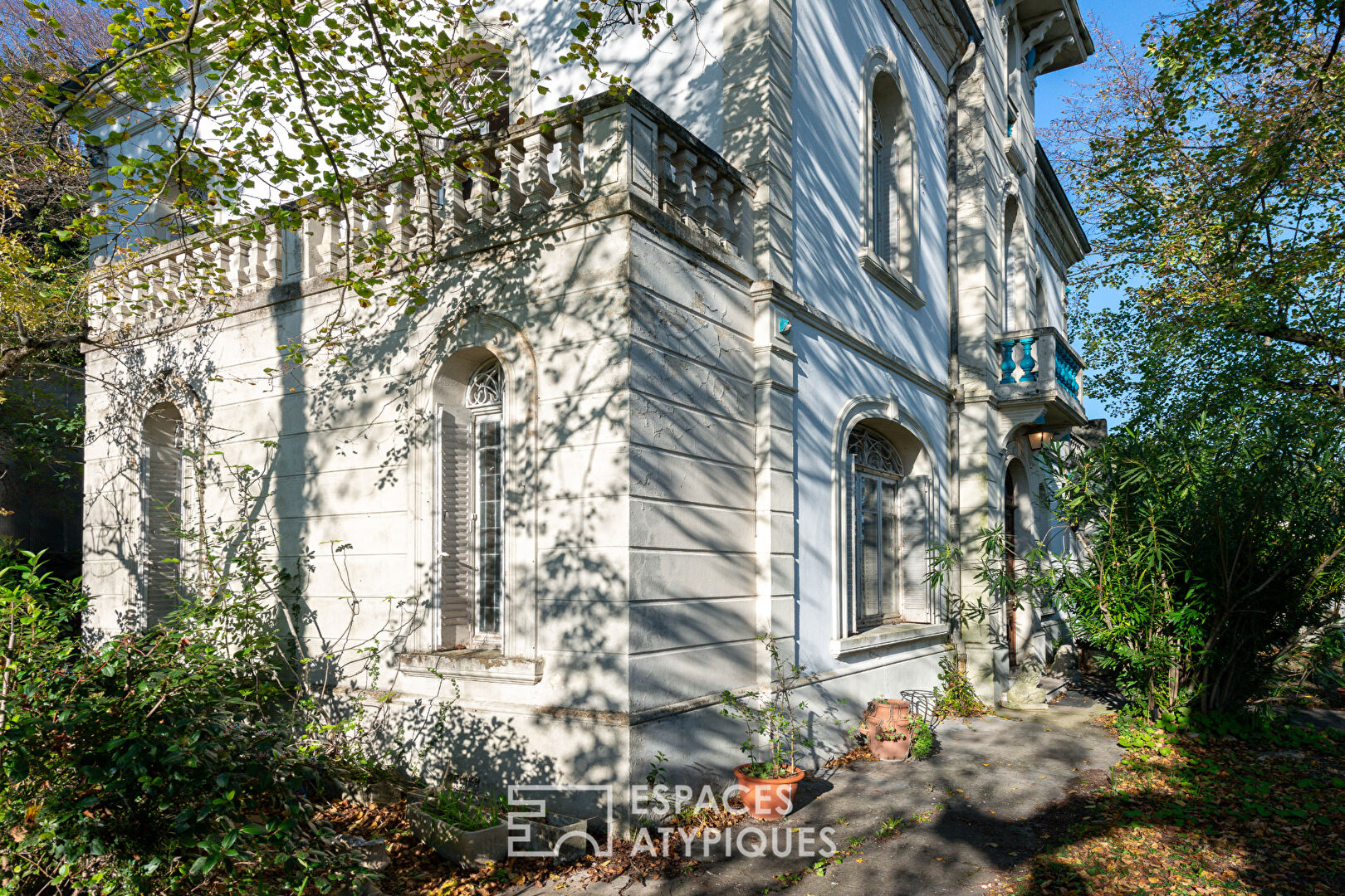 Bourgeois house to renovate in Provence