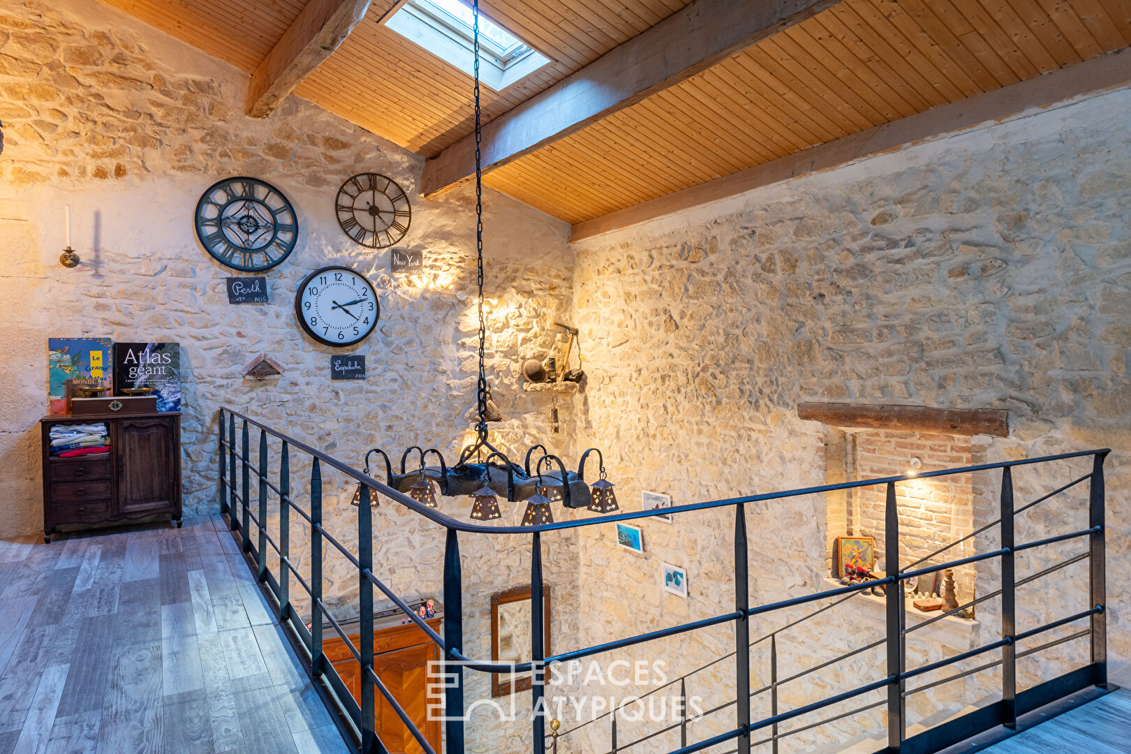 Beautiful character farmhouse in Drome Provencale