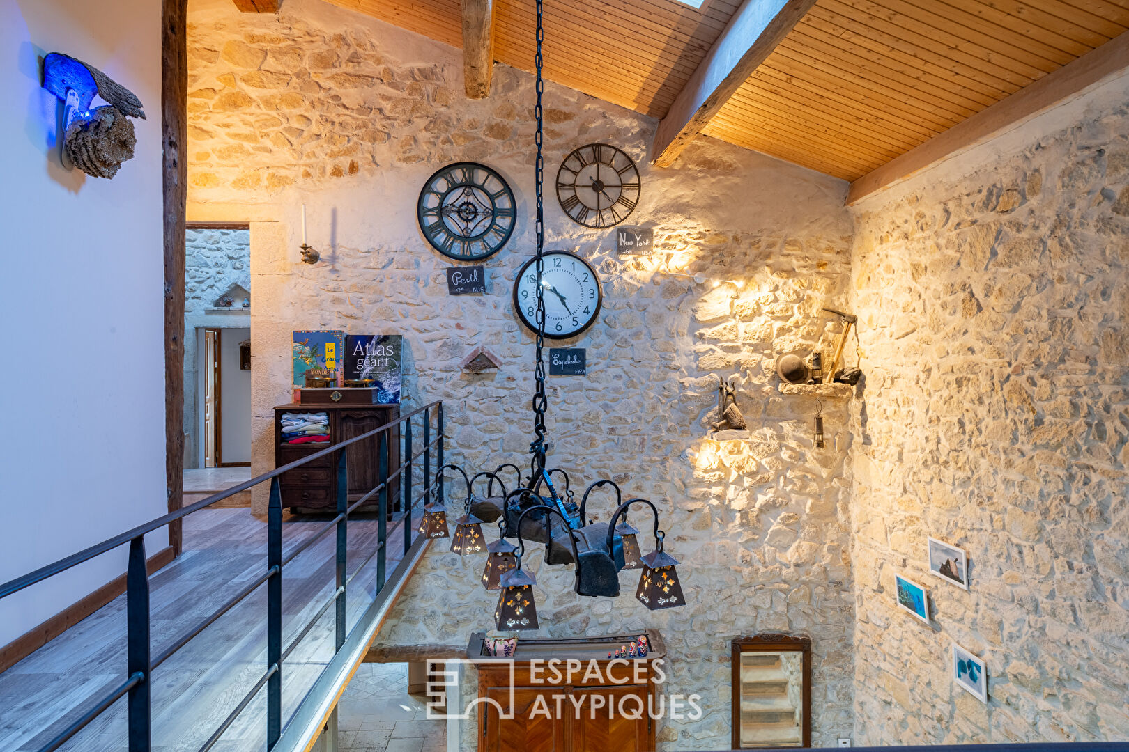 Beautiful character farmhouse in Drome Provencale