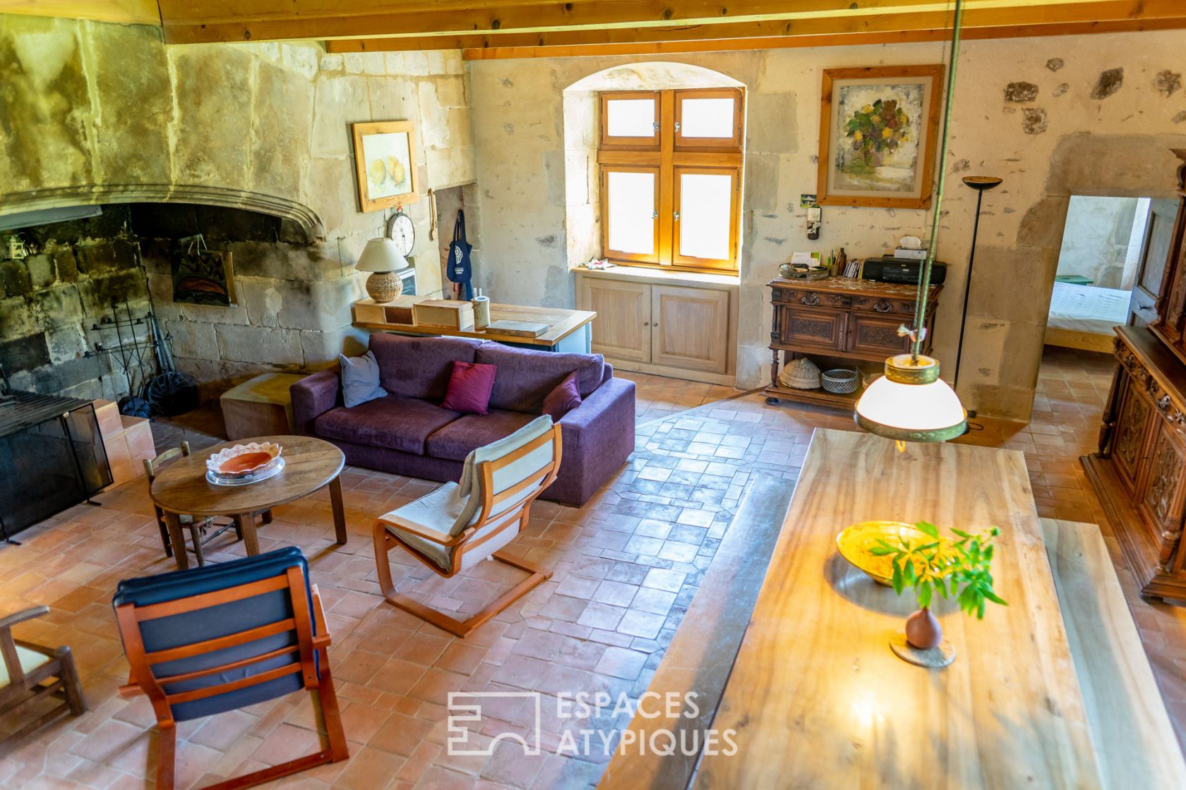 Fully renovated 15th century fortified house