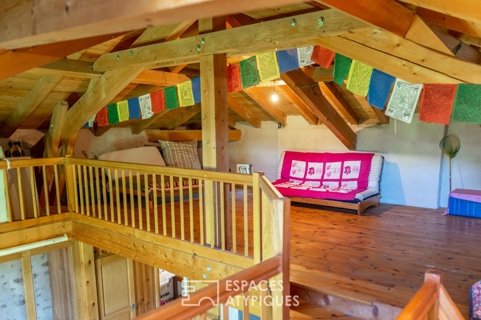 Fully renovated 15th century fortified house