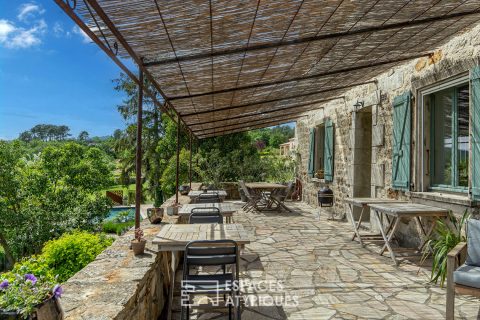 Charming renovated property with view, swimming pool and guest rooms in Southern Ardèche