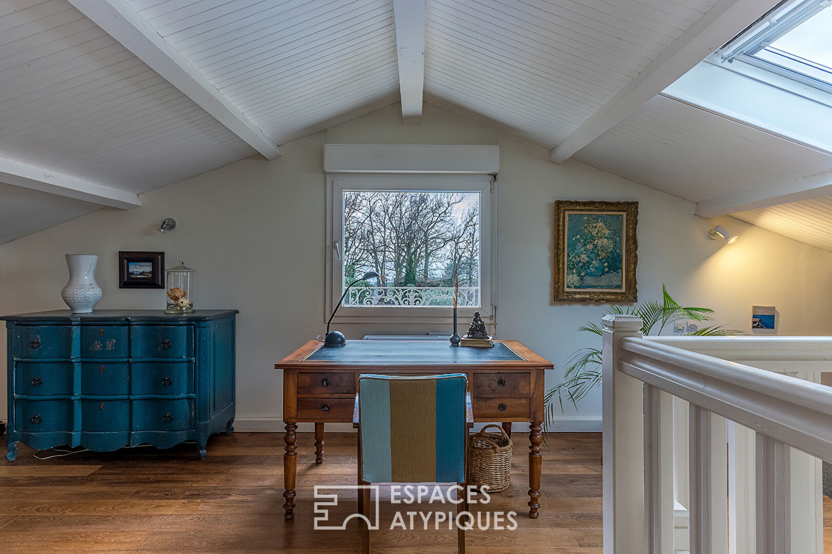 Charme authentique et piscine – Havre de paix proche de Chabeuil