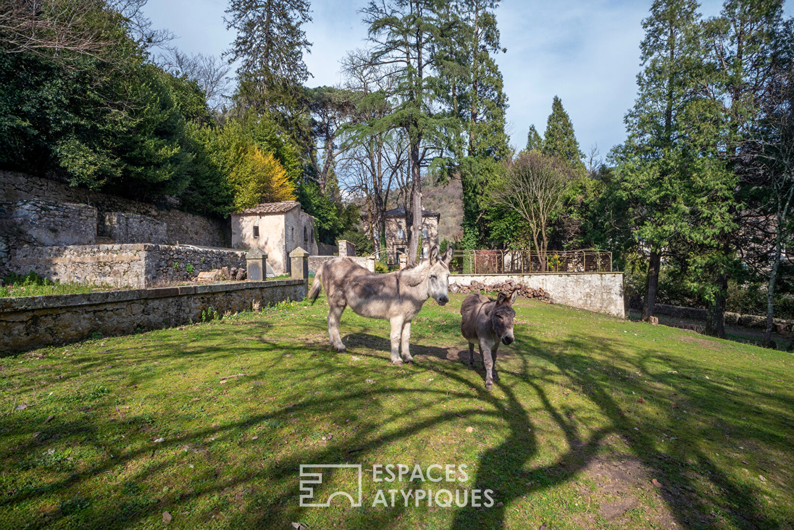 Beautiful 19th century manor house with preserved charm near Vals les Bains