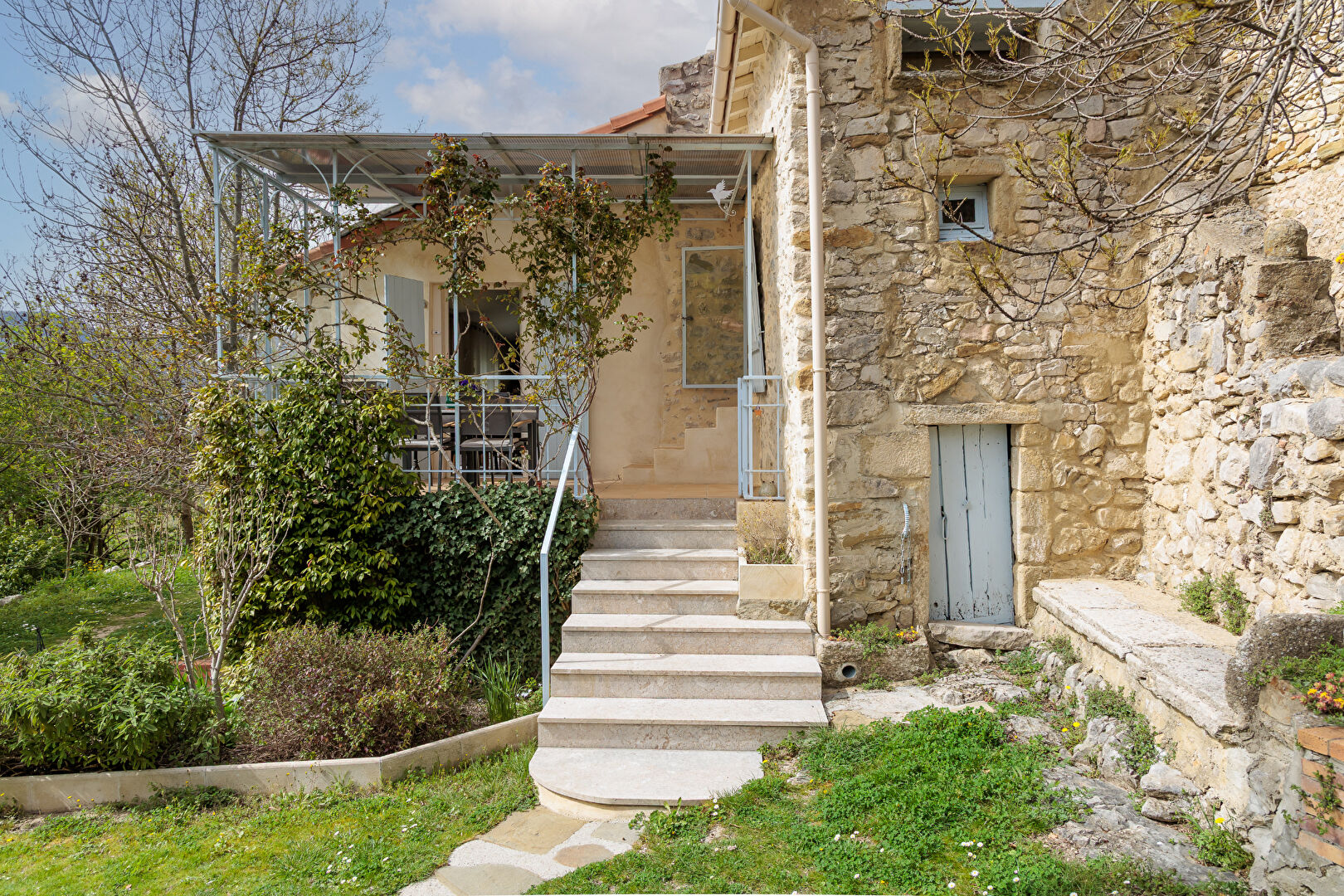 Hameau d’exception pour projet de vie ou d’accueil