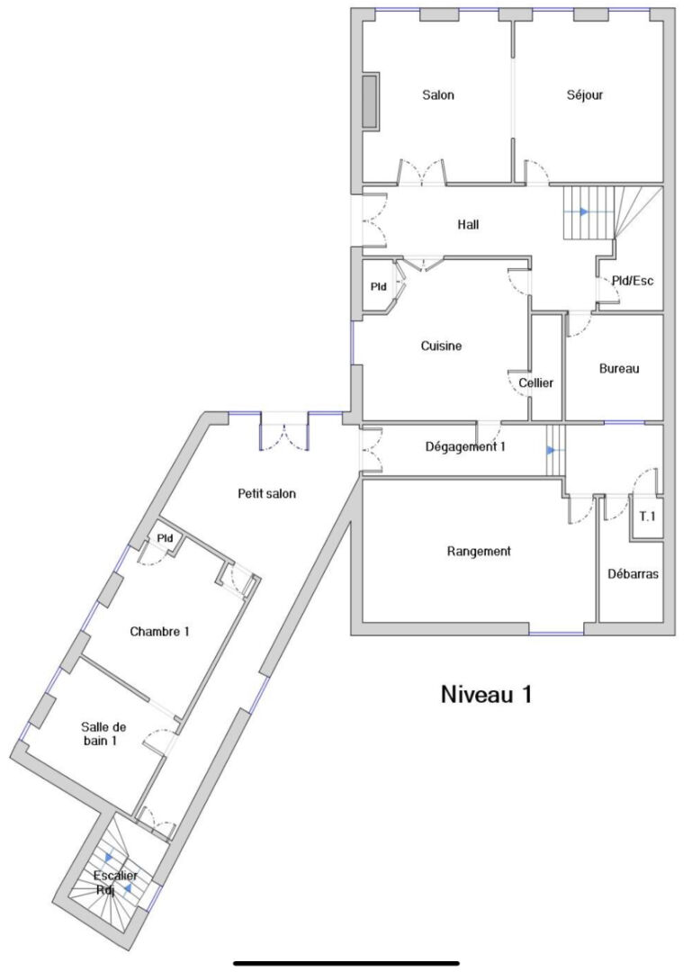 Elegant middle-class residence with period garden in Crest