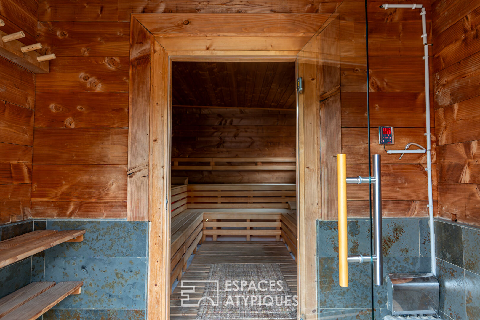 Espace Bien Être : hammam, sauna Finlandais, bain à remous, solarium…