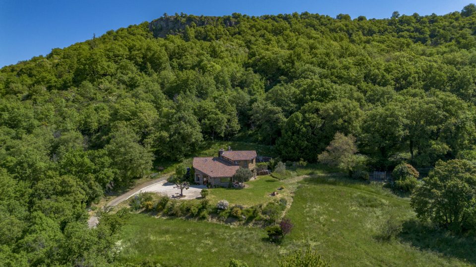 Belle maison d'architecte avec vue imprenable sur 2 ha - Sud Ardèche
