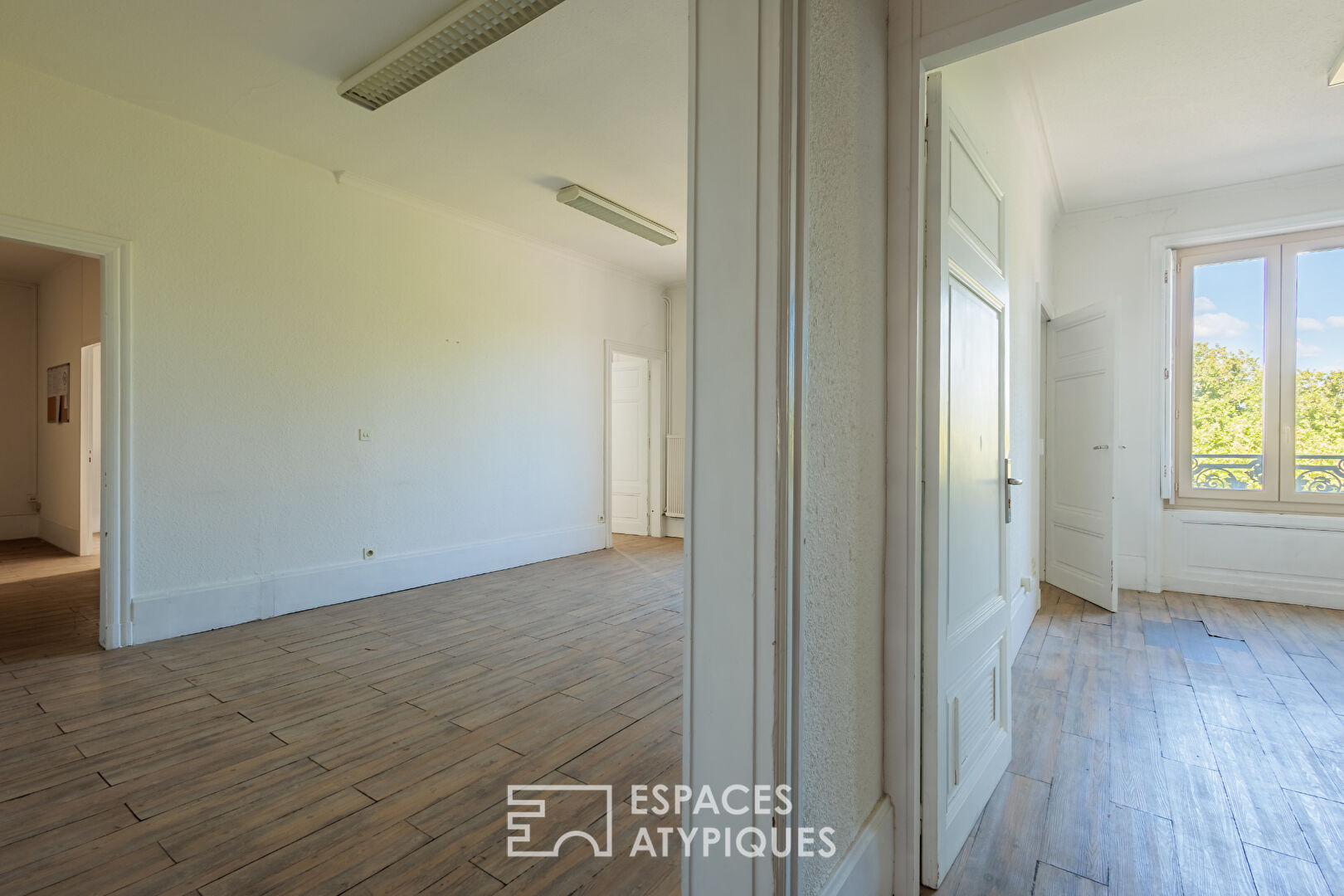 Appartement avec cachet et volumes exceptionnels à rénover