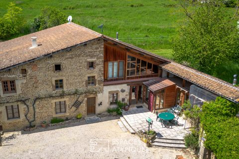 Domaine de caractère sur 26 hectares avec dépendances et carrière – proche Valence