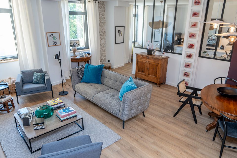 Appartement rénové de standing avec ascenseur et garage dans le centre historique de Valence