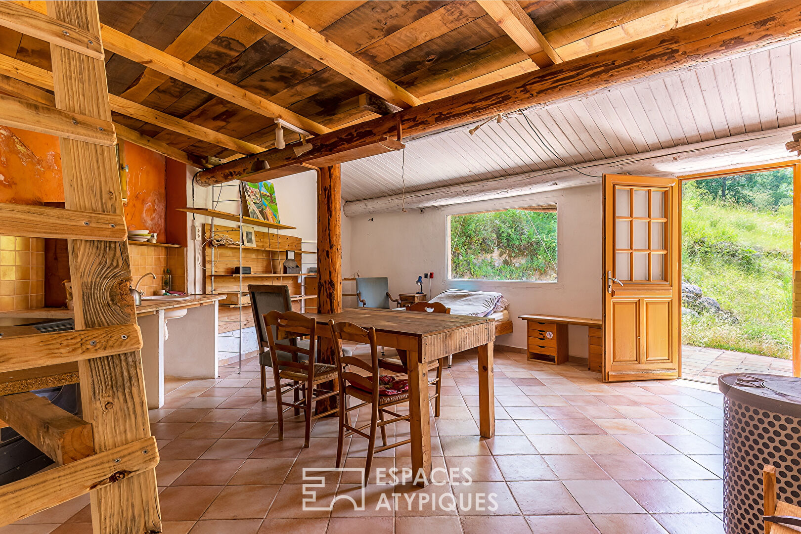 Propriété rare et pleine de charme au coeur de la Drôme provençale
