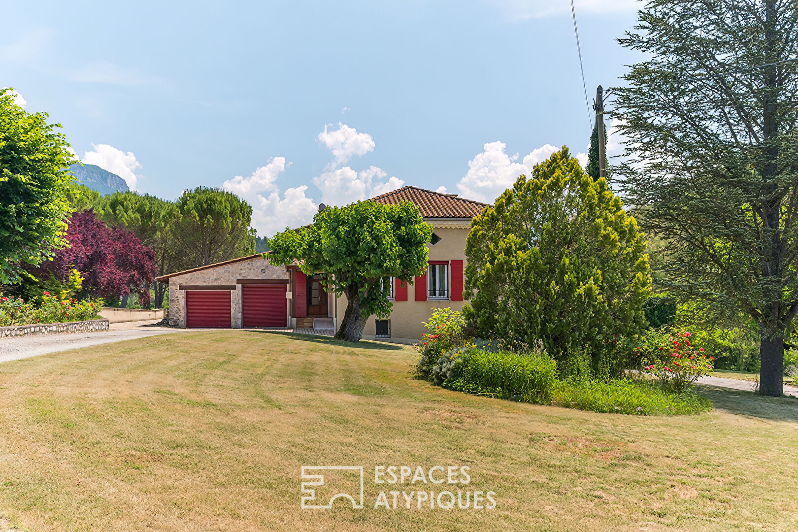 CHARMING HOUSE – Haven of Peace with Mountain Views near Die